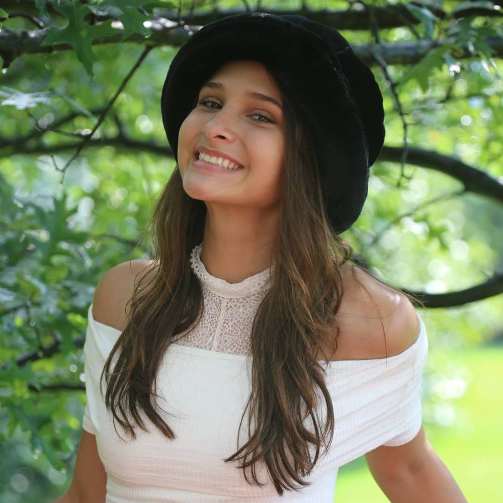 Meet your Posher, Doneen